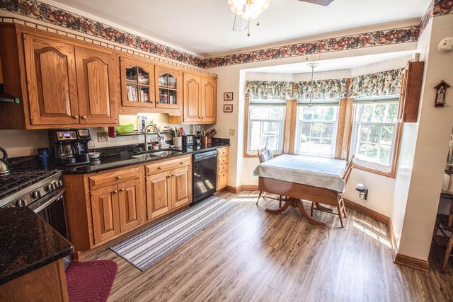 12209 Cathedral AVENUE, Wauwatosa, WI 53226