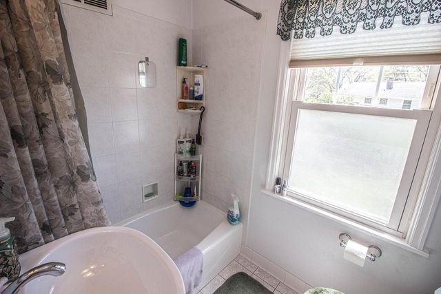12209 Cathedral AVENUE, Wauwatosa, WI 53226