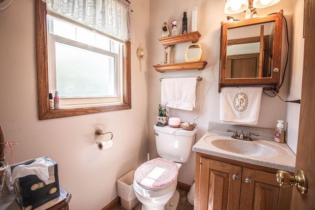 12209 Cathedral AVENUE, Wauwatosa, WI 53226