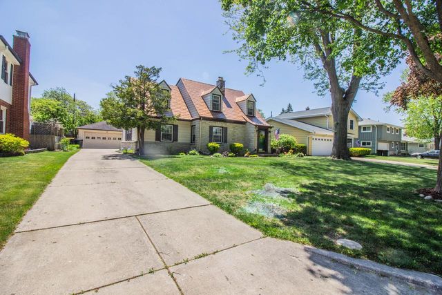 12209 Cathedral AVENUE, Wauwatosa, WI 53226