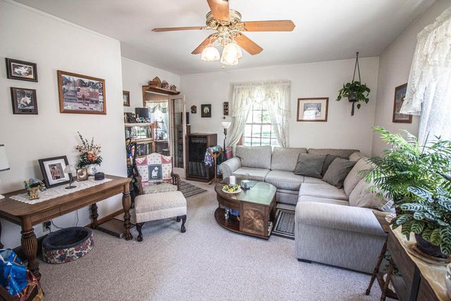 12209 Cathedral AVENUE, Wauwatosa, WI 53226