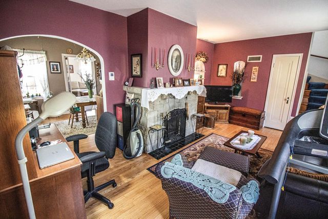 12209 Cathedral AVENUE, Wauwatosa, WI 53226