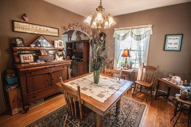 12209 Cathedral AVENUE, Wauwatosa, WI 53226