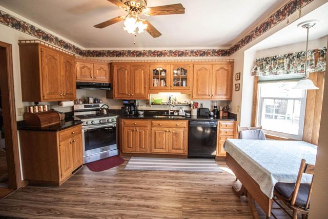 12209 Cathedral AVENUE, Wauwatosa, WI 53226
