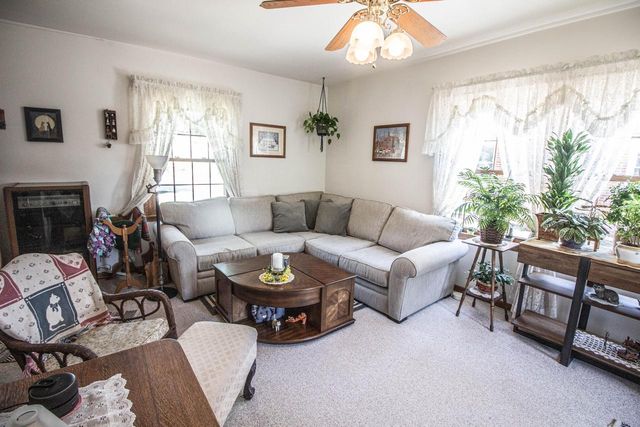 12209 Cathedral AVENUE, Wauwatosa, WI 53226