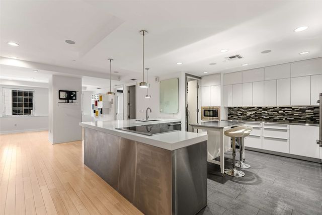 1505 Elm Street 1003, Dallas, TX 75201