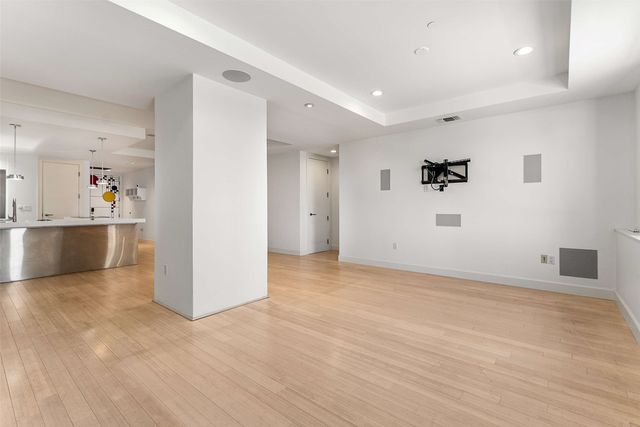 1505 Elm Street 1003, Dallas, TX 75201