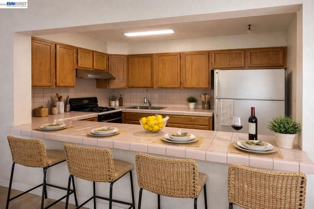 801 Franklin St 711, Oakland, CA 94607