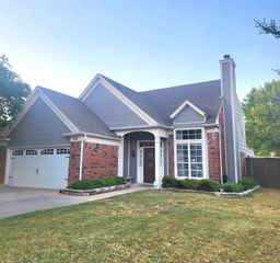 931 Danforth Place, Arlington, TX 76017