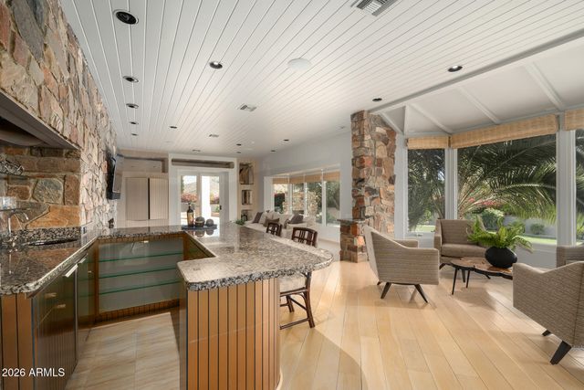 7224 N LAKESIDE Lane, Paradise Valley, AZ 85253