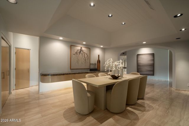 7224 N LAKESIDE Lane, Paradise Valley, AZ 85253