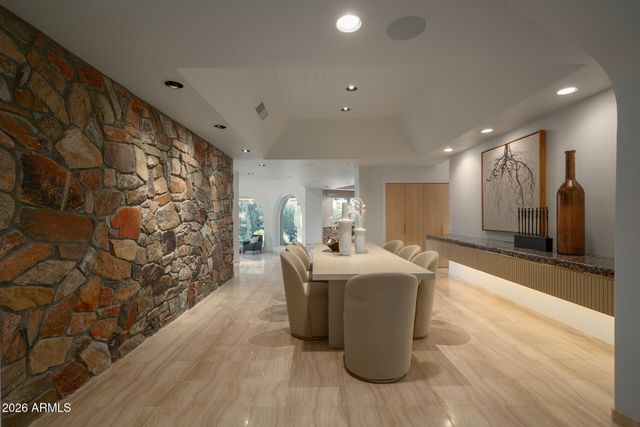 7224 N LAKESIDE Lane, Paradise Valley, AZ 85253