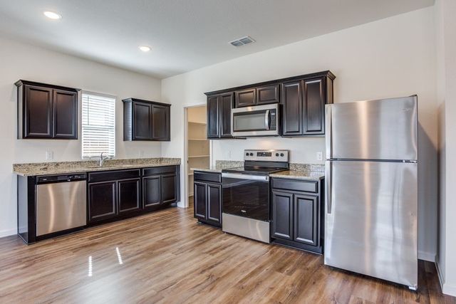 1815 Wolf Run, Anna, TX 75409