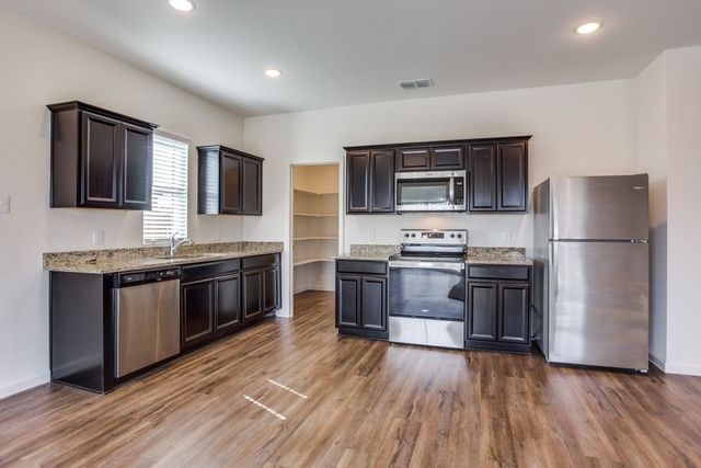 1815 Wolf Run, Anna, TX 75409