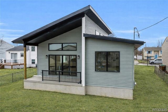 96 Penwood Drive, Cheektowaga, NY 14227