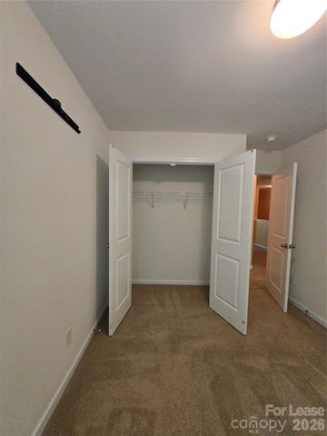 9138 Bradstreet Commons Way, Charlotte, NC 28215