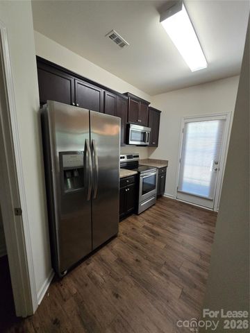 9138 Bradstreet Commons Way, Charlotte, NC 28215