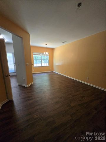 9138 Bradstreet Commons Way, Charlotte, NC 28215