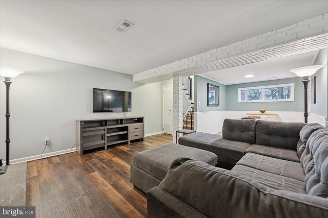 419 SUNSET DR, Downingtown, PA 19335