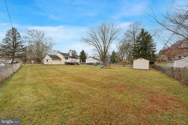 419 SUNSET DR, Downingtown, PA 19335