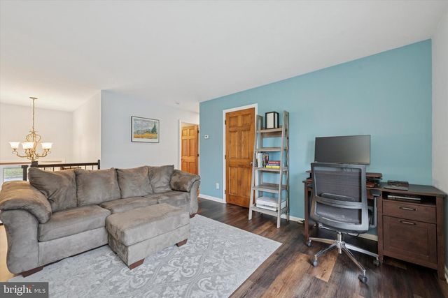 419 SUNSET DR, Downingtown, PA 19335