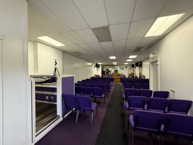 5818 W North Avenue, Chicago, IL 60639