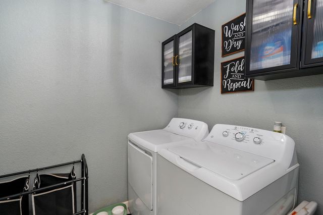 425 W Aldrich Road, Bolivar, MO 65613