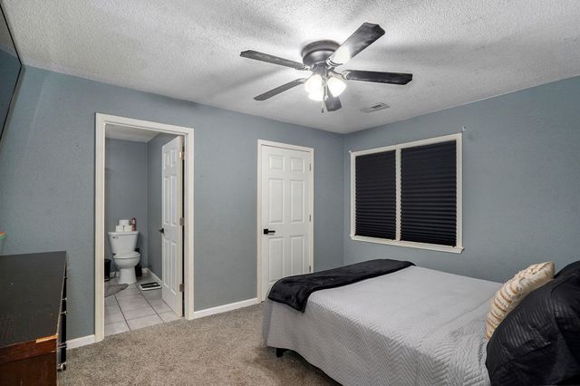 425 W Aldrich Road, Bolivar, MO 65613