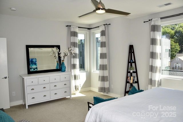 916 Westbrook Drive B, Charlotte, NC 28202