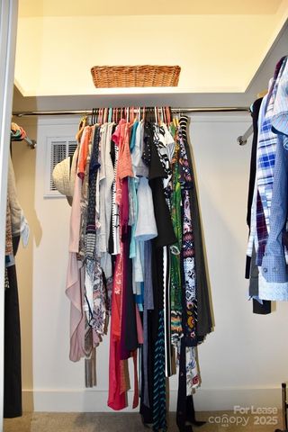 916 Westbrook Drive B, Charlotte, NC 28202