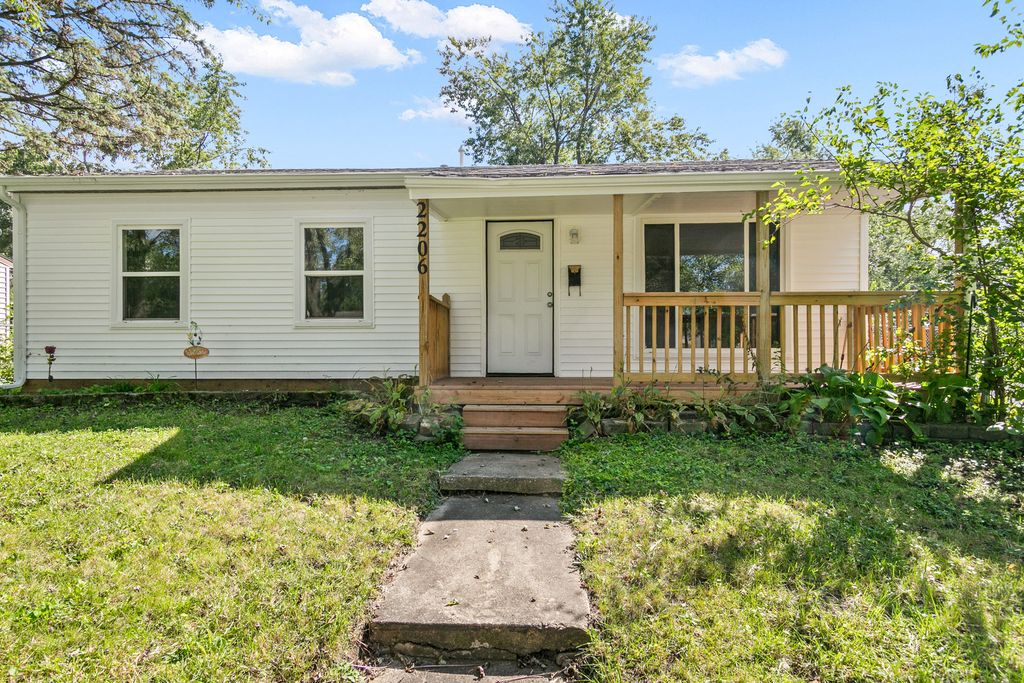 2206 221ST Street, Sauk Village, IL 60411 — exterior