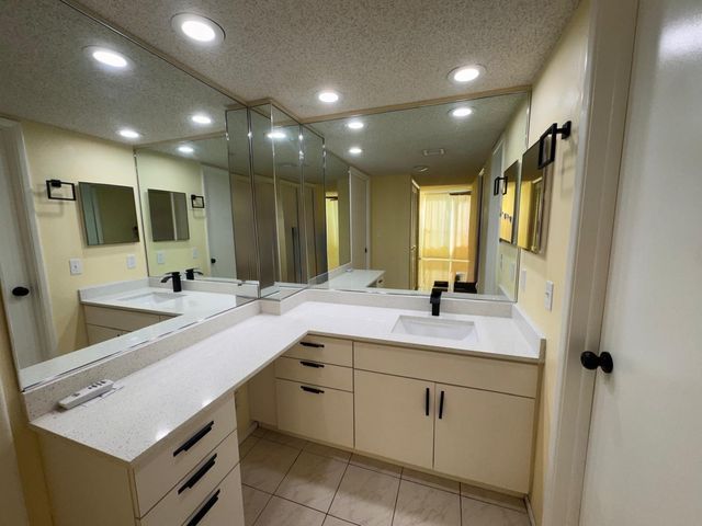 901 Cypress Terrace 103, Pompano Beach, FL 33069