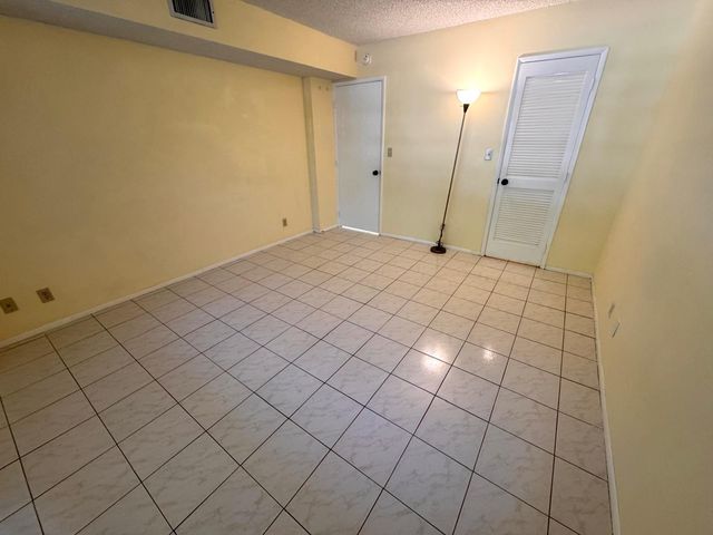 901 Cypress Terrace 103, Pompano Beach, FL 33069