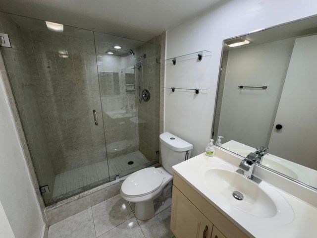 901 Cypress Terrace 103, Pompano Beach, FL 33069