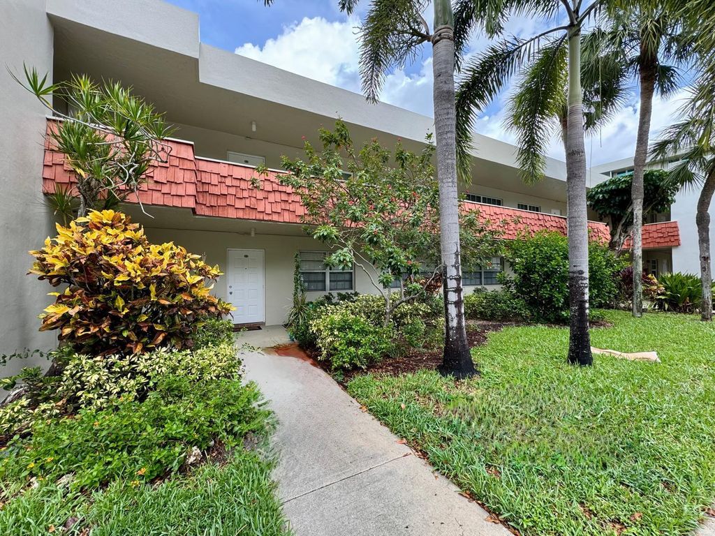 901 Cypress Terrace 103, Pompano Beach, FL 33069