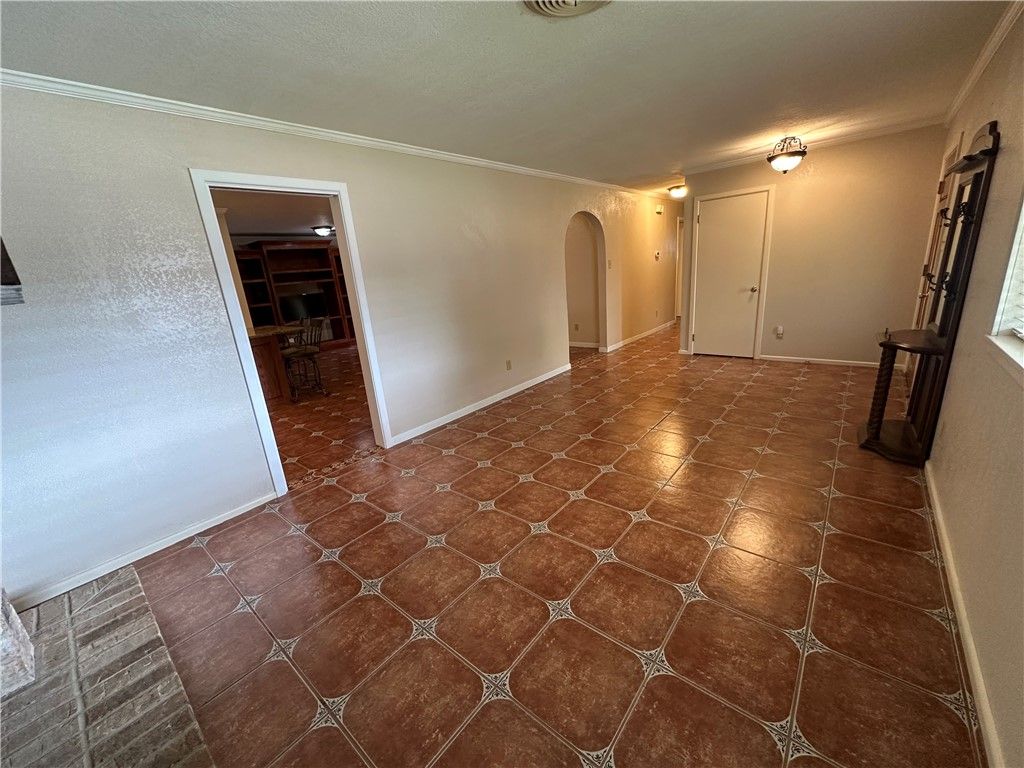 1030 Burkshire Dr, Corpus Christi, TX 78412 — photo 3