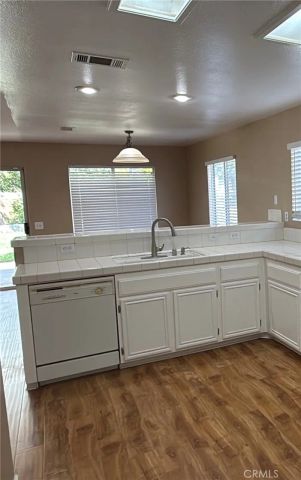 23532 Mountain Breeze, Murrieta, CA 92562