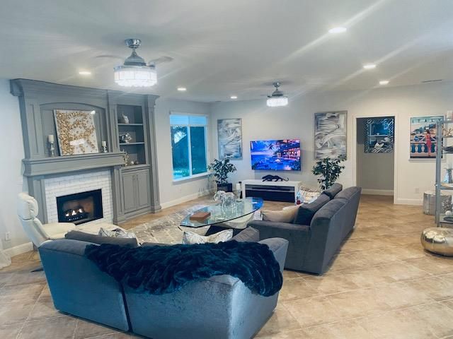 3497 Foxmore Ln, Rescue, CA 95672