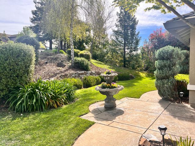 3497 Foxmore Ln, Rescue, CA 95672