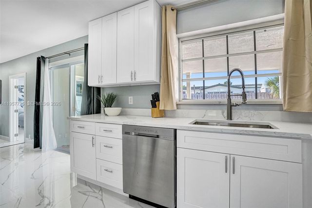 477 SE 17th Terrace, Deerfield Beach, FL 33441