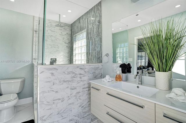 477 SE 17th Terrace, Deerfield Beach, FL 33441