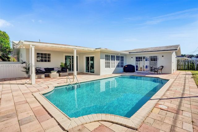 477 SE 17th Terrace, Deerfield Beach, FL 33441