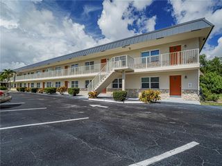 923 22nd Place 219, Vero Beach, FL 32960