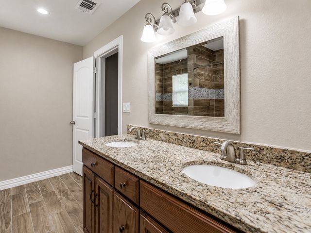 1126 Wilbur Street, Dallas, TX 75224