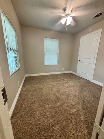 1126 Wilbur Street, Dallas, TX 75224