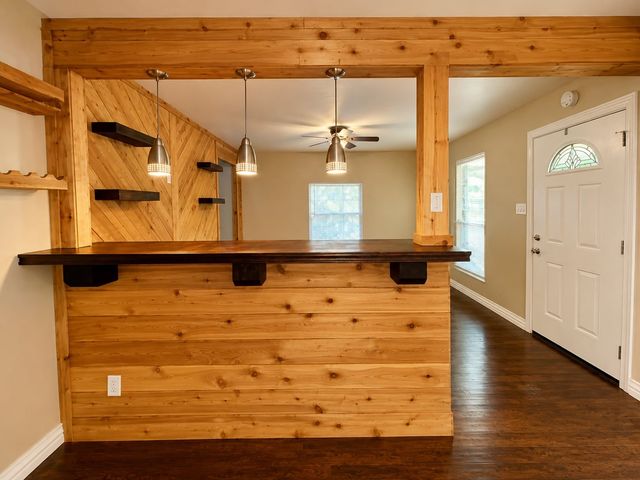 1126 Wilbur Street, Dallas, TX 75224