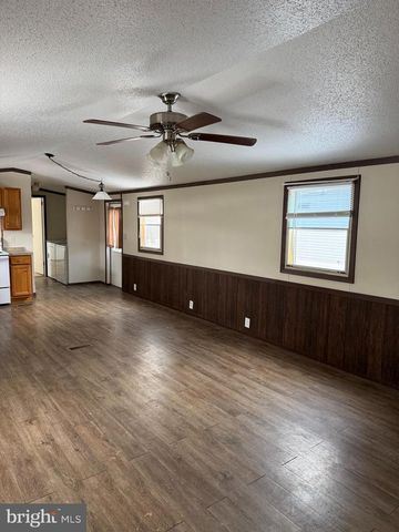 122 DAWN ST, Quarryville, PA 17566