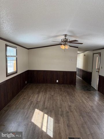 122 DAWN ST, Quarryville, PA 17566