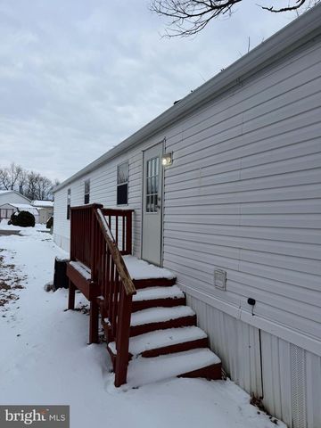 122 DAWN ST, Quarryville, PA 17566