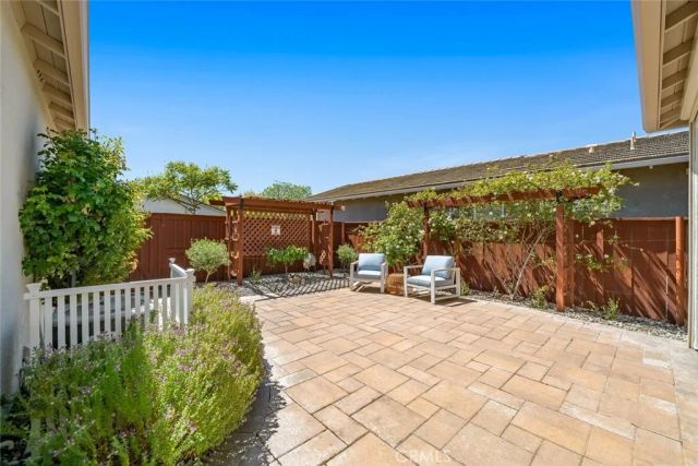 2563 Clubhouse, Paso Robles, CA 93446